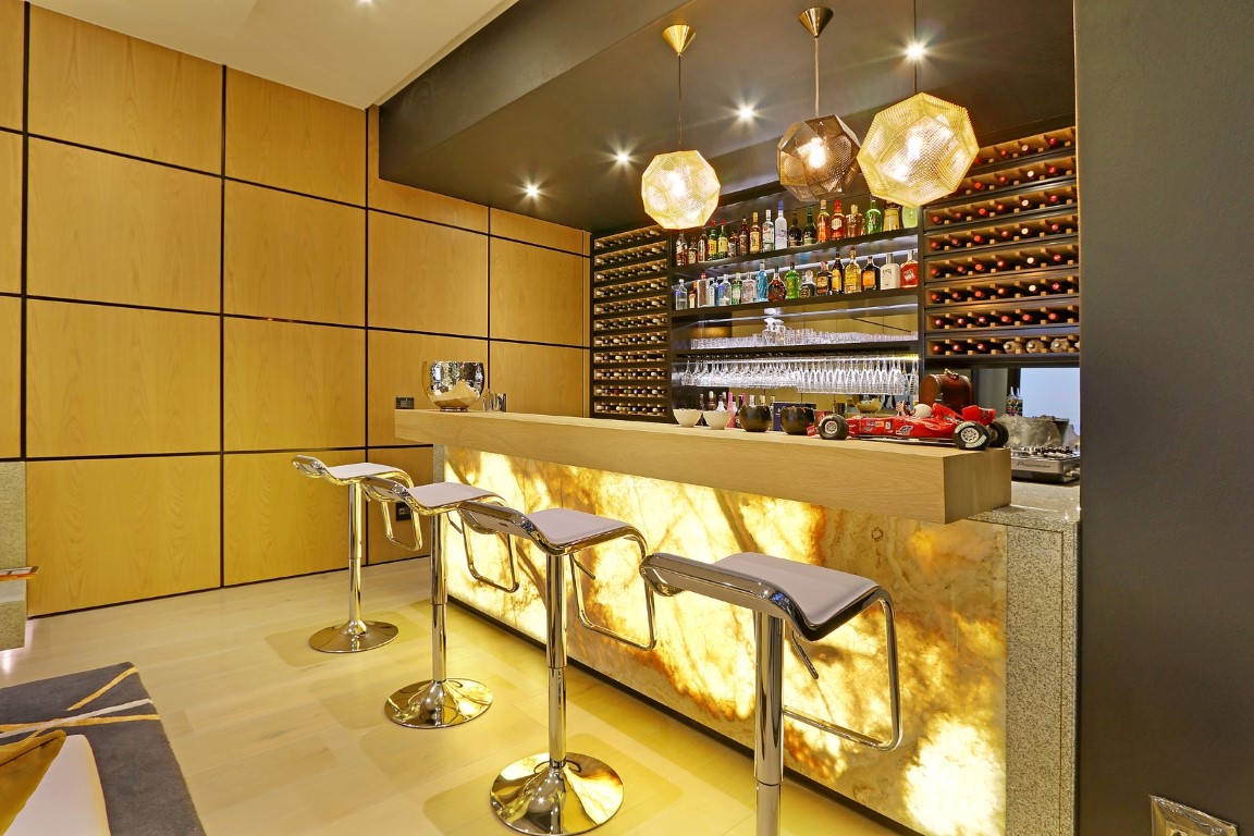 Banty Bay imperial topaz 10