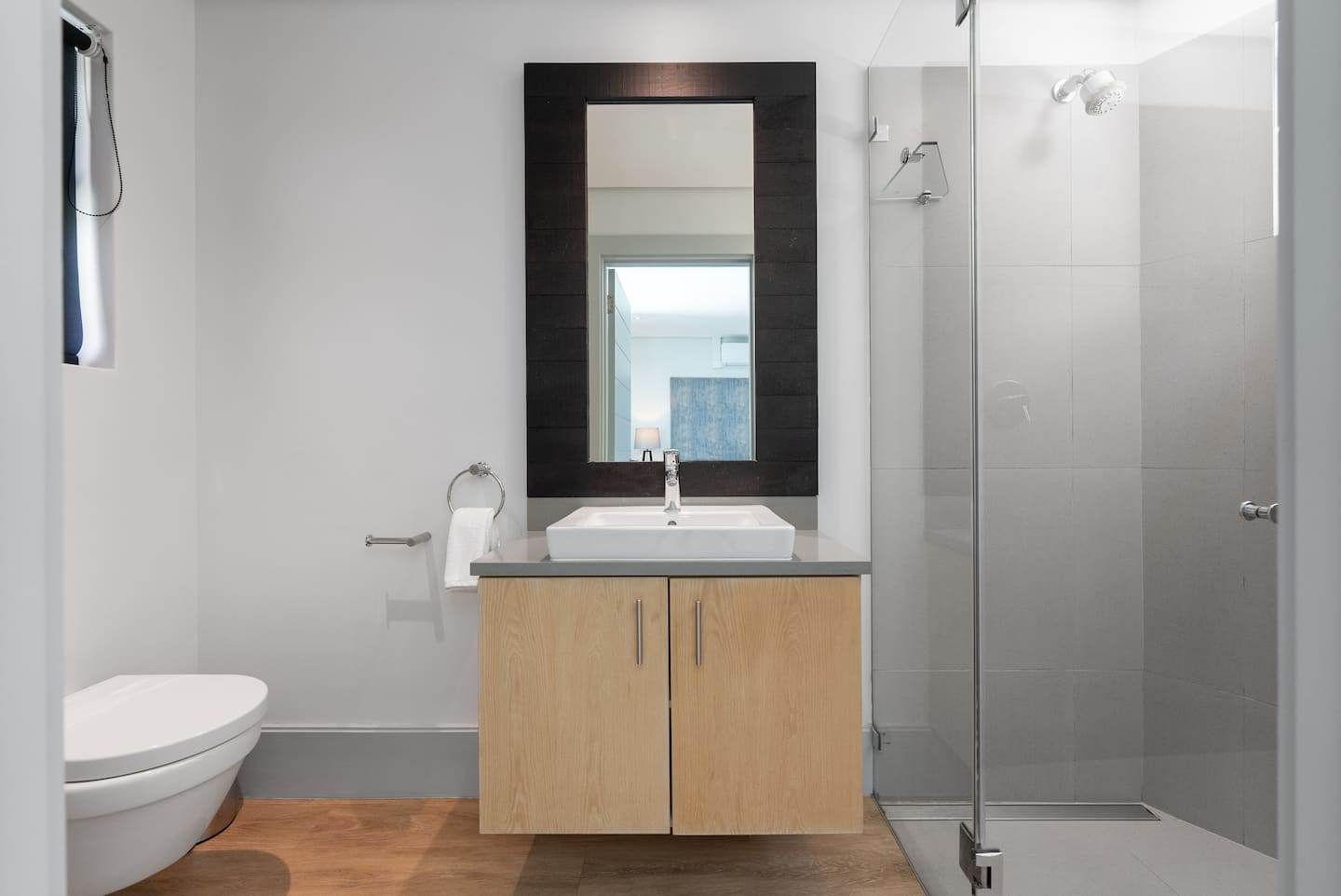 Cape Emirates bzujcuh6esgkvoscar2x