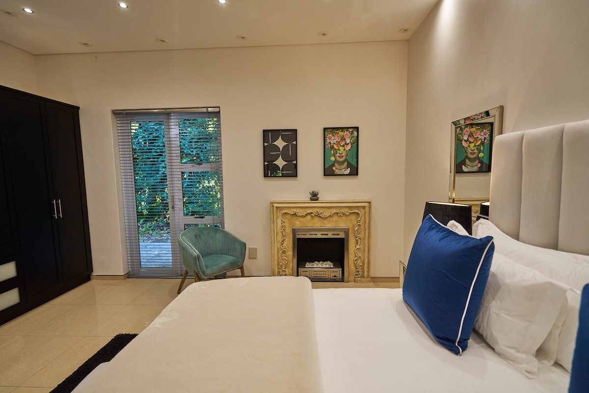 Solara Villa 2a3fb87c 4399 4dba ab90 09e73d75106a