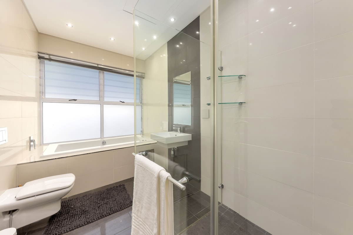 Solara Villa 8377c6ec 6f80 47b0 b12b da179dc3e220
