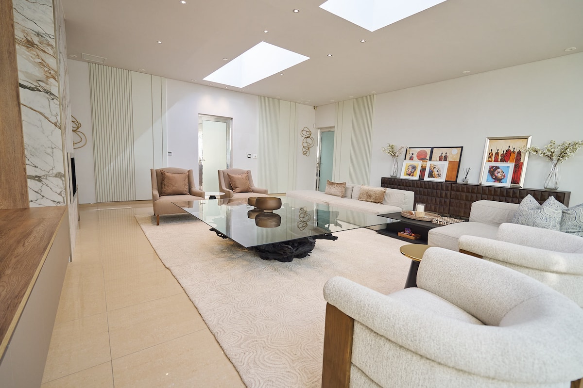 Solara Villa 8774649e e87b 4fc1 96be aebf4c7239f8