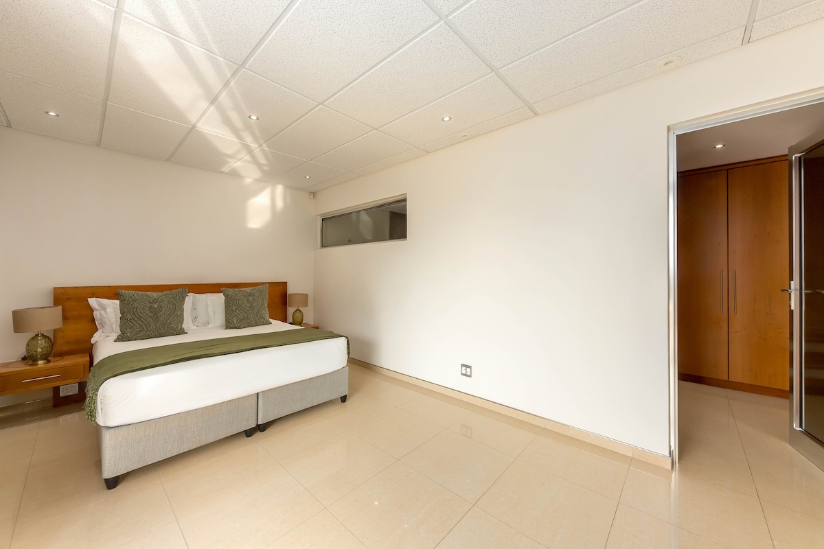Solara Villa 98b3e148 e690 45ad a434 4c261646f5dc
