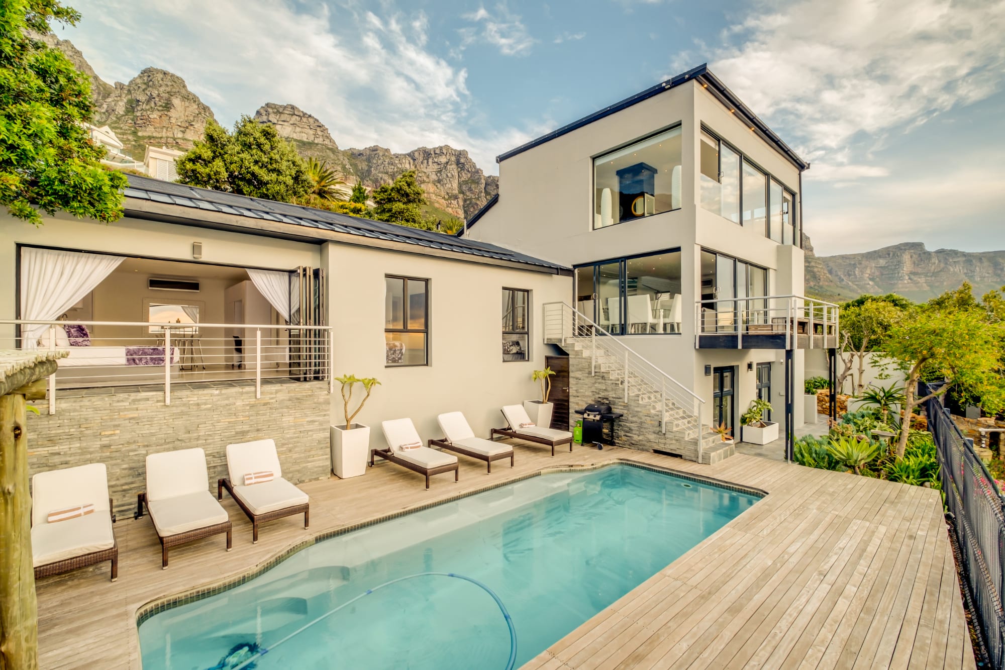 Sunset Views Villa ifhl9onprf6zw4z7t6l9.jpg